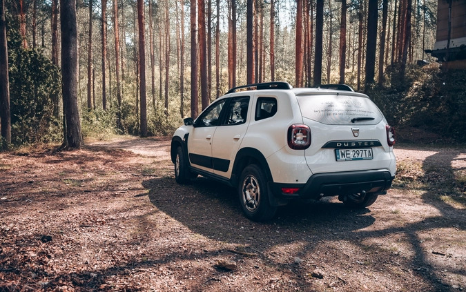 Dacia Duster cena 51900 przebieg: 65000, rok produkcji 2018 z Gdańsk małe 37